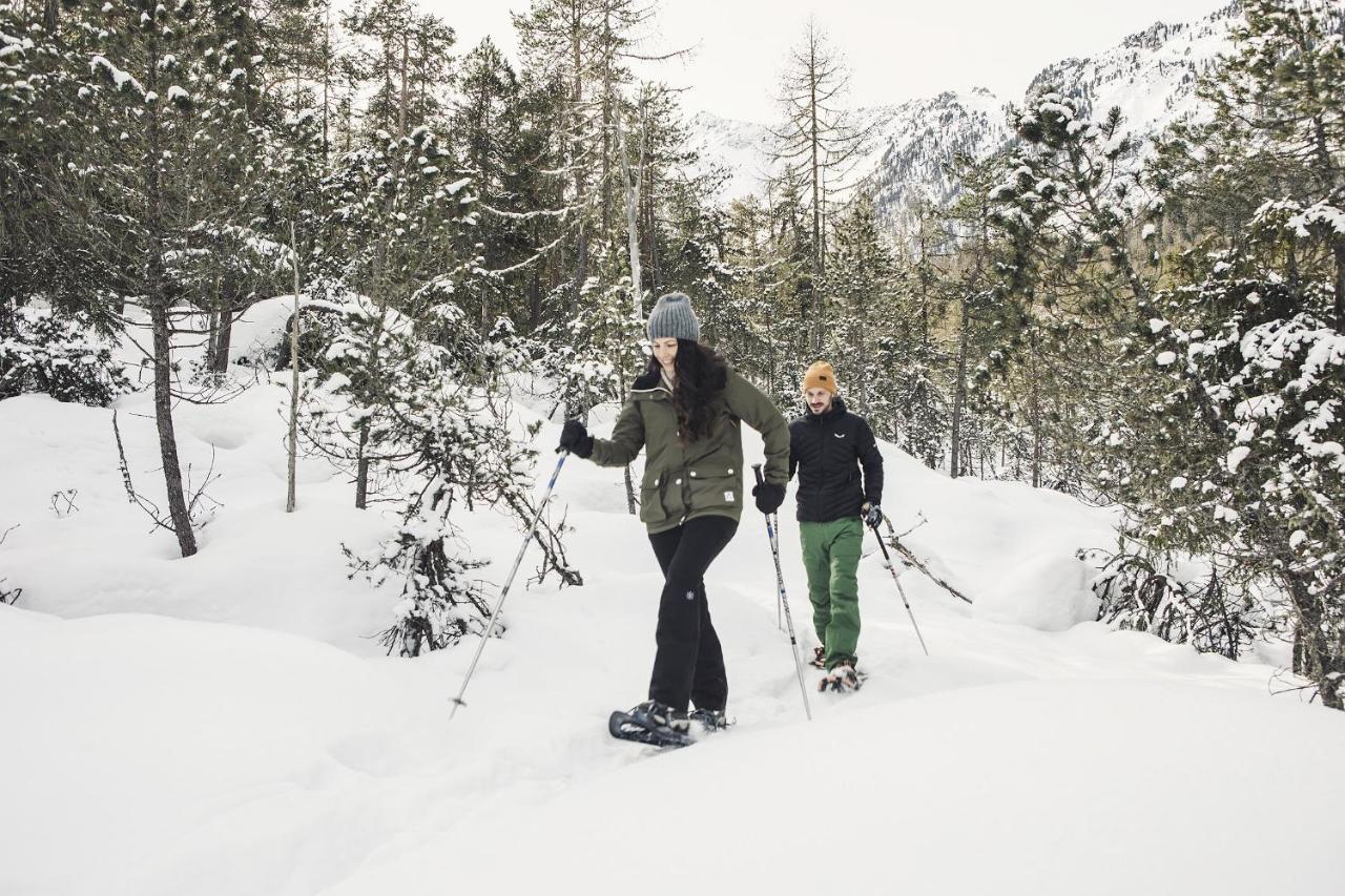 Hotel Johanna Mitten Im Oetztal ウムハウゼン エクステリア 写真