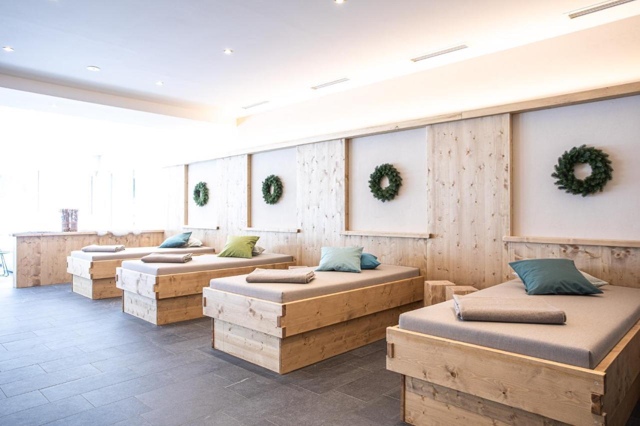 Hotel Johanna Mitten Im Oetztal ウムハウゼン エクステリア 写真